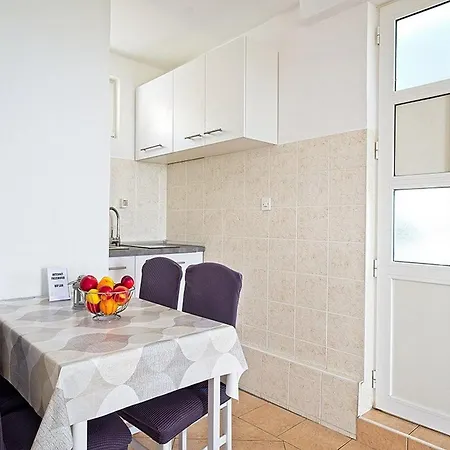 Grljevi - With Sea View And Balcony A2 *