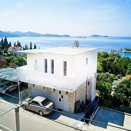 Grljevi - With Sea View And Balcony A2 Apartment Mlini