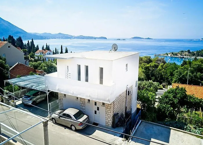 Grljevi - With Sea View And Balcony A2 Apartamento Mlini